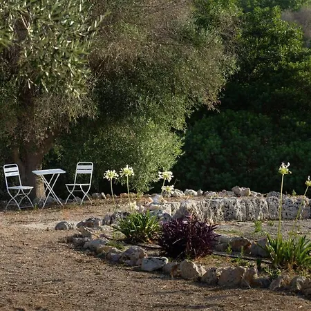 Idyllischer Trullo Mit Pool *